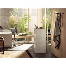 Grifo mezclador de pie con manecilla Loop Metropol Hansgrohe