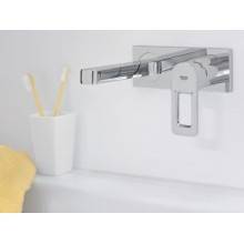 Grifo de lavabo mural Grohe Quadra L