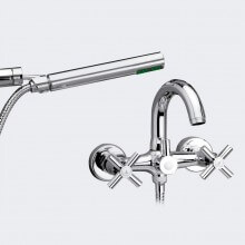 Baño con accesorios ducha CALA