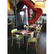 Juego de 2 sillas verdes con brazos Lisboa Resol