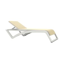 Tumbona blanca textilene color crudo SKY PREMIUM de Resol