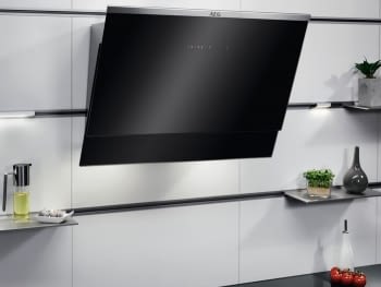 Campana de pared AEG DVE5671HG Negra de 60 cm 700 m³/h de potencia eficiencia clase A y conexion Hob2Hood - 4