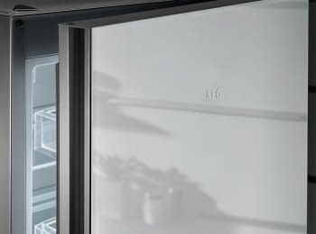 Frigorífico Combi AEG RCB736E4ML Puertas Cristal Blanco Cajón Fruta Fresca 201cm No Frost A++ - 3