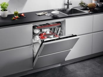 Lavavajillas AEG FSE72507P Integrable de 45 cm con capacidad de 10 servicios y eficiencia A++ - 2