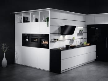Horno Microondas AEG KME761000B Compacto 45cm Esmaltado Cristal Negro Grill de 1900 W con 19 funciones disponibles - 3