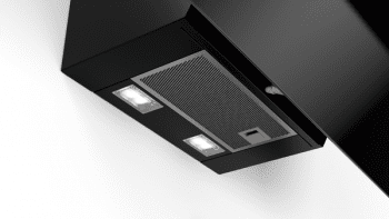 Campana decorativa de pared Bosch DWK87EM60 en Cristal Negro de 60 cm a 669 m³/h | B | Serie 2 - 4