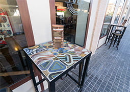 Mesa  decorada la serie Tap Tap