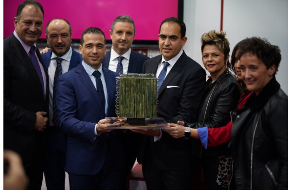 Exadeck d'Exagres, prix « Som Ceràmica » décerné par la Députation de Castellón.
